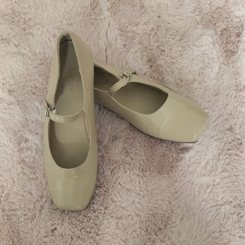 Chic Beige Mary Jane Flats